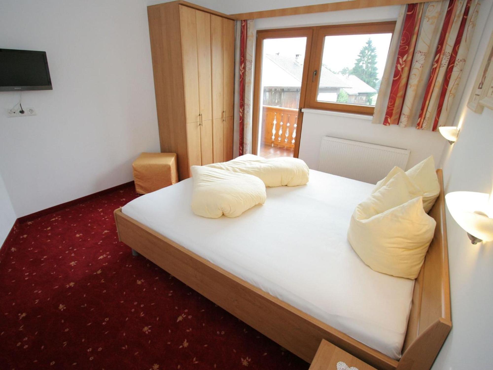 Spacious Holiday Flat Close To The Ski Area Uderns Dış mekan fotoğraf